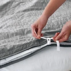 LaCrosse™ All Seasons Weighted Blanket -Online Bedding Store 11028f weightedblanket tie