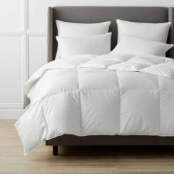 Legends Luxury™ LoftAIRE Ultra™ Olympia Down Alternative Comforter