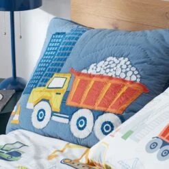 Company Kids™ Construction Trucks Quilt -Online Bedding Store 35051 construction j23 lifestyle4