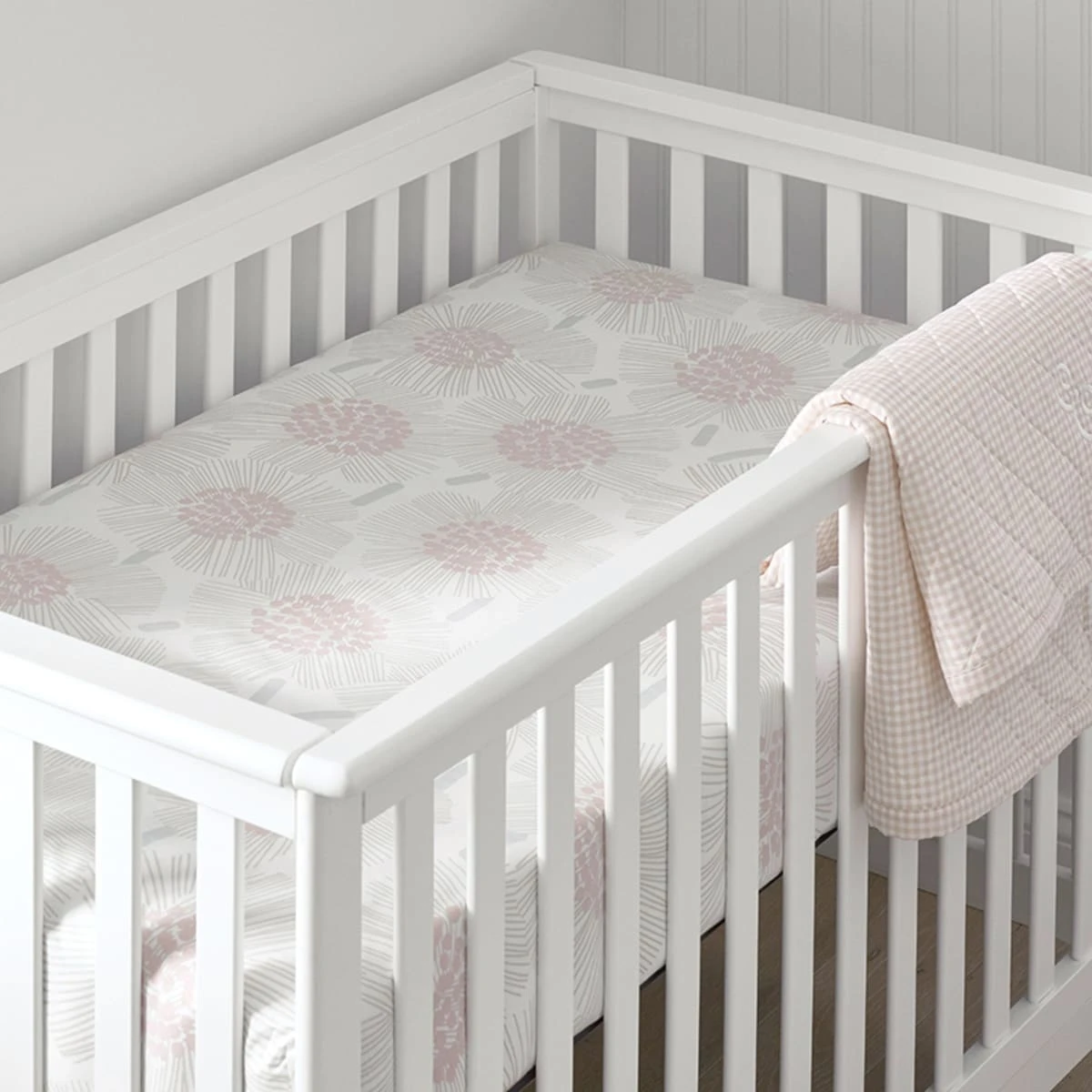 Company Kids™ Flower Burst Organic Cotton Percale Quilted Reversible Sherpa Stroller Blanket 6 Company Kids™ Flower Burst Organic Cotton Percale Quilted Reversible Sherpa Stroller Blanket - Image 4