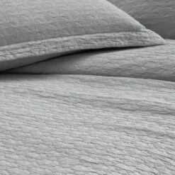 Beekman Cotton Matelassé Sham -Online Bedding Store 50114 beekman silver closeup add