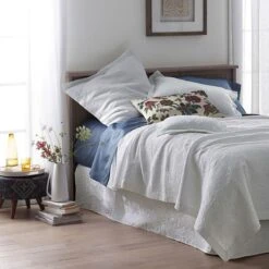 Putnam Cotton Matelassé Bedspread -Online Bedding Store 50170 putnam c20 11 1