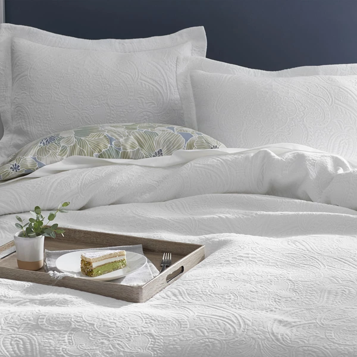 Hillcrest Cotton Matelassé Coverlet 5 Hillcrest Cotton Matelassé Coverlet - Image 3