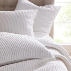 Legends Luxury™ Paloma Cotton Velvet Quilt -Online Bedding Store 50494 paloma r19 detail1 1