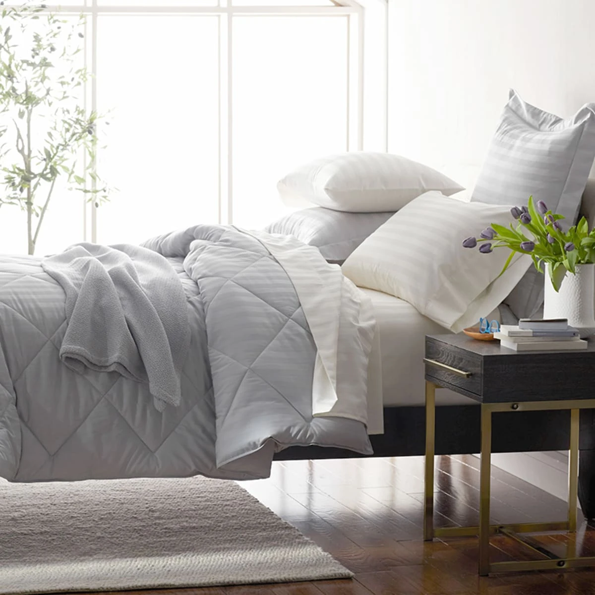 Company Cotton™ Dobby Stripe Wrinkle-Free Sateen Comforter 4 Company Cotton™ Dobby Stripe Wrinkle-Free Sateen Comforter - Image 2