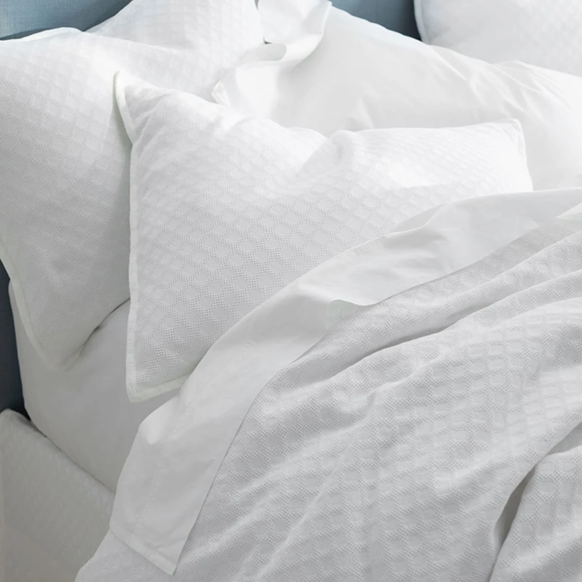 Legends Hotel™ Lucille Jacquard Cotton Duvet Cover 6 Legends Hotel™ Lucille Jacquard Cotton Duvet Cover - Image 4
