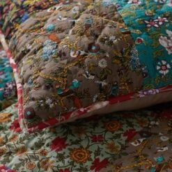 Brienne Handcrafted Quilted Sham -Online Bedding Store 50817 quilt brienne k21 closeup