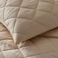 Legends Hotel™ Bromley Velvet Quilted Sham -Online Bedding Store 50863 bromleycoverlet wheat k22 closeup