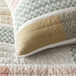 Olivia Floral Handcrafted Quilted Sham 16 Olivia Floral Handcrafted Quilted Sham -Online Bedding Store 50913 oliviafloral e22 closeup1