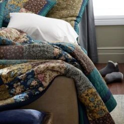 Avignon Handcrafted Patchwork Quilted Sham -Online Bedding Store 50980 avignon k22 lifestyle2