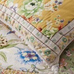 Sunset Handcrafted Floral Quilt -Online Bedding Store 51045 sunsetfloral c23 closeup