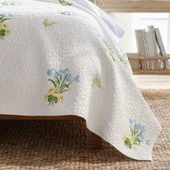Cecilia Floral Cotton Matelasse Sham -Online Bedding Store 51051 cecelia f23 lifestyle3