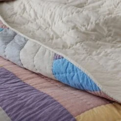 Chambray Chevron Handcrafted Quilt -Online Bedding Store 51063 quilt chevron c23 reverse