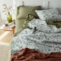 Floral Garden Quilted Sham -Online Bedding Store 51136 floralgarden j23 lifestyle1