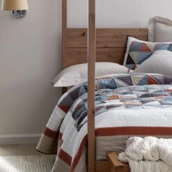 Geometric Pieced Patchwork Quilt -Online Bedding Store 51147 geometric pieced patchwork lifestyle2 1