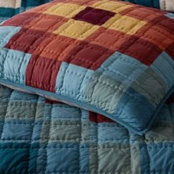 Block Patchwork Quilted Sham -Online Bedding Store 51156 blockstripe h23 closeup