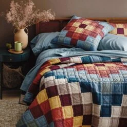 Block Patchwork Quilted Sham -Online Bedding Store 51156 blockstripe h23 lifestyle1