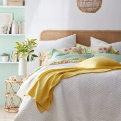 Chevron Throw -Online Bedding Store 85090x chevron throw yellow lifestyle